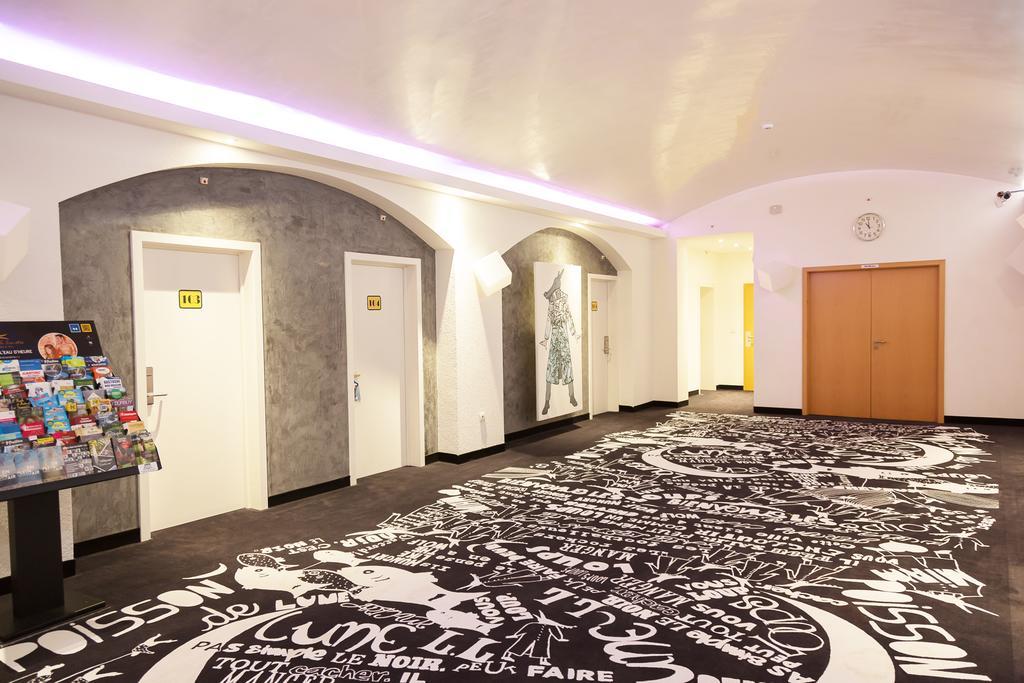 Hotel Tristar ลา ลูเวียร์เร ภายนอก รูปภาพ